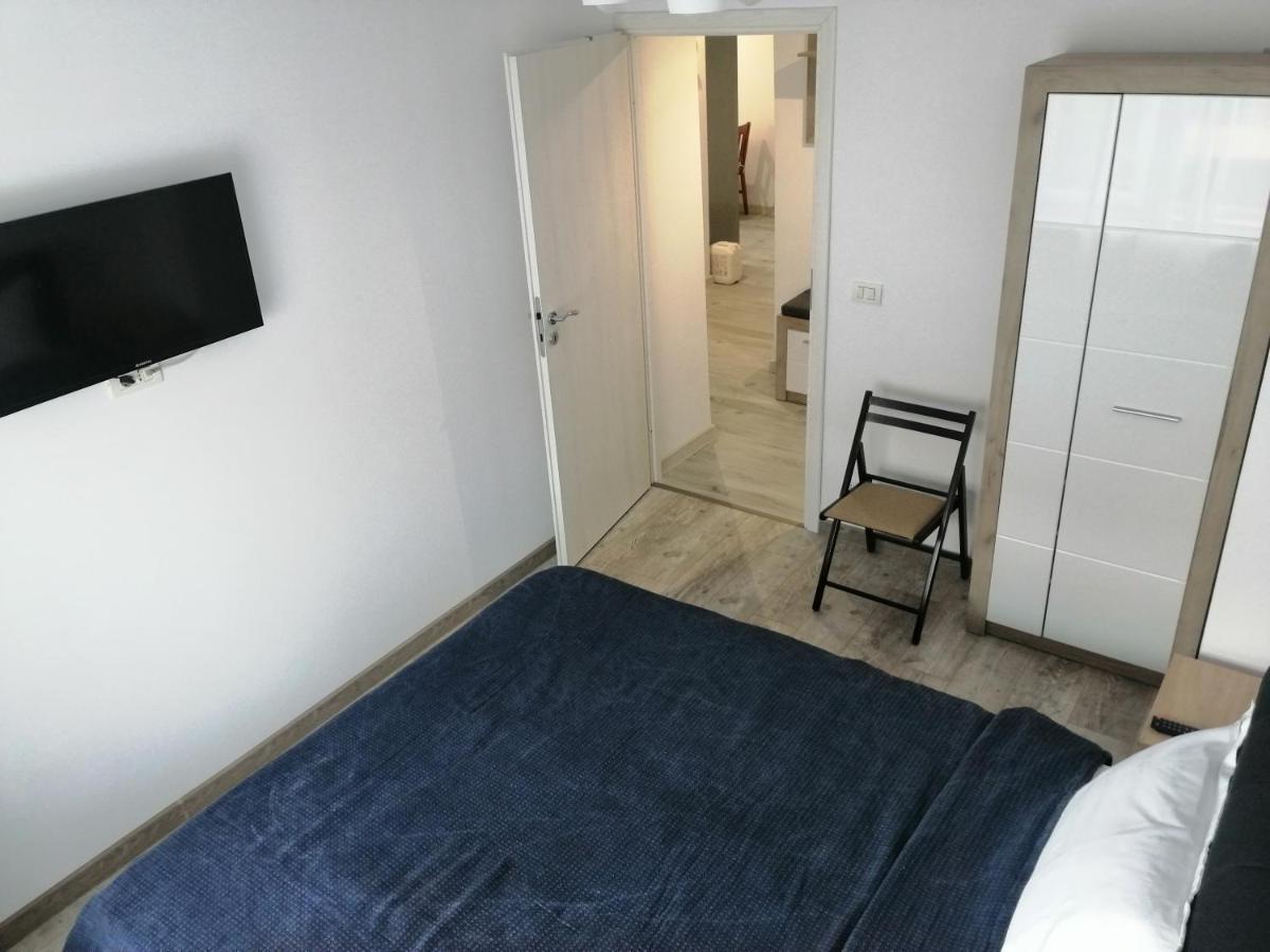 Rîşnov Rosenau Apartment מראה חיצוני תמונה